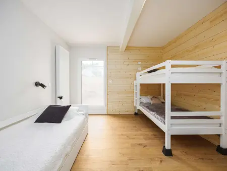 Duplex design avec terrasse couverte au cœur de Saint-Lary-Soulan : photo 13