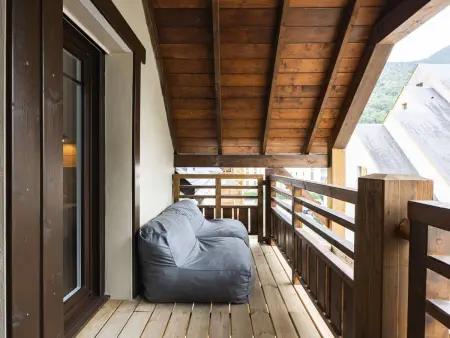 Duplex design avec terrasse couverte au cœur de Saint-Lary-Soulan : photo 15