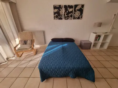 Appartement climatisé et parking couvert à Collioure, vue baie : photo 9