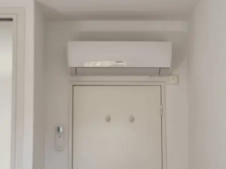Appartement climatisé et parking couvert à Collioure, vue baie : photo 15