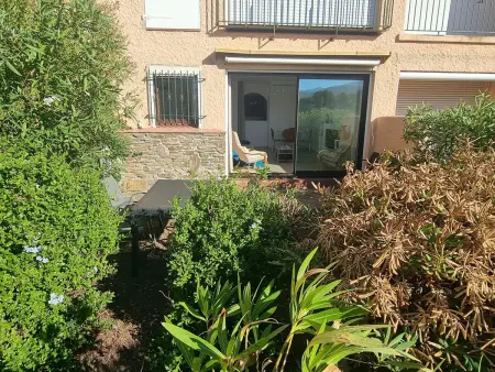 Appartement climatisé et parking couvert à Collioure, vue baie : photo 19