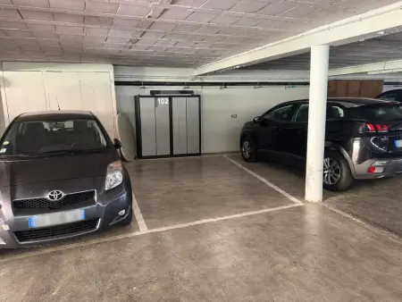 Appartement climatisé et parking couvert à Collioure, vue baie : photo 23