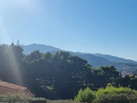 Appartement climatisé et parking couvert à Collioure, vue baie : photo 29