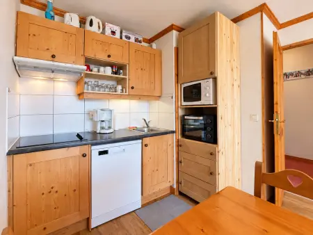 Appartement 4 pers. à Notre-Dame-de-Bellecombe, vue Mont Charvin : photo 6