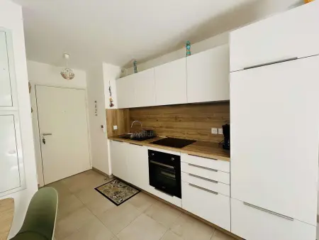Appartement climatisé avec terrasse - 2 pers., Appartement 2 personnes à Balaruc les Bains : photo 8