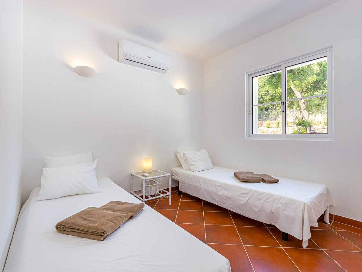 Villa avec piscine et animaux OK - 12 pers., Villa 8 personnes à Guia - Photo 36