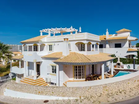 Villa Cecilia à Albufeira : piscine privée et vue mer, 3 chambres : photo 3
