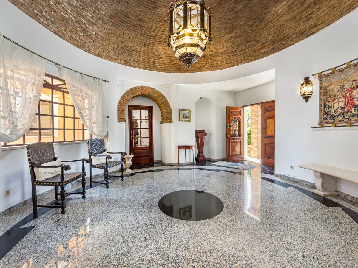Villa exceptionnelle avec piscine et clim - vue sur la mer - Photo 6