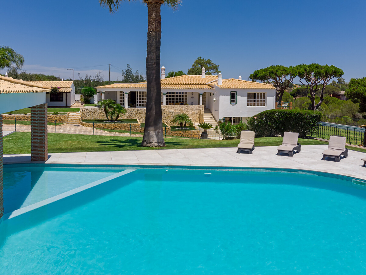 Villa avec piscine privée et clim - 12 pers., Villa 12 personnes à Albufeira - Photo 1