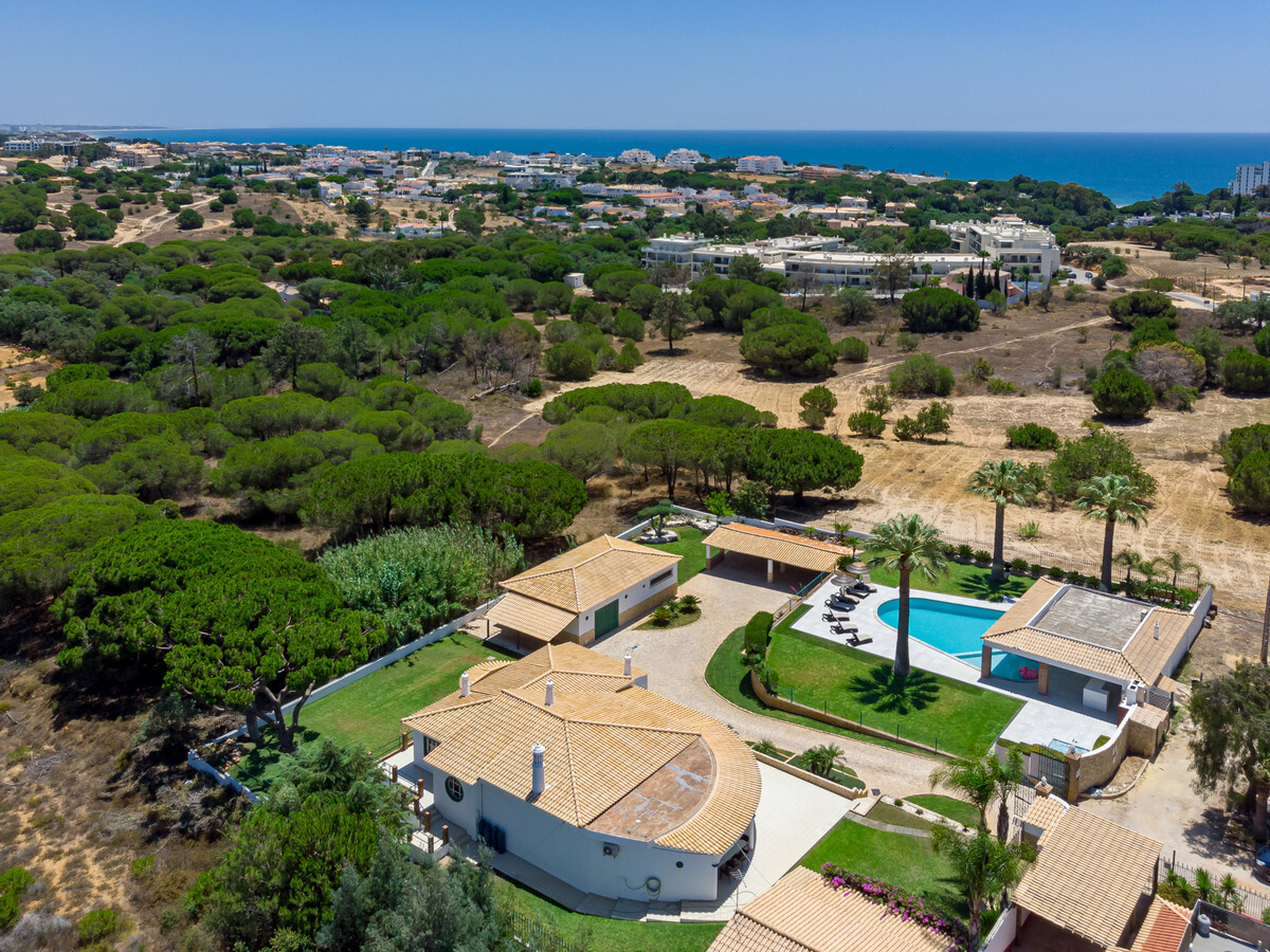 Villa avec piscine privée et clim - 12 pers., Villa 12 personnes à Albufeira - Photo 2