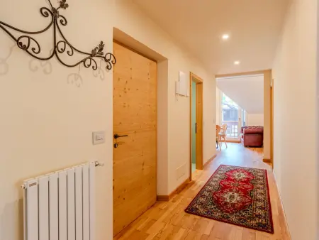 Dorian, appartement 4 pièces avec balcons au centre de Pinzolo : photo 6