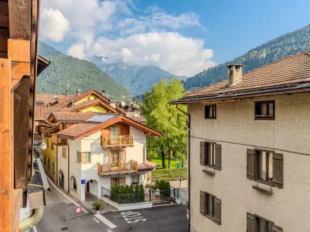 Dorian, appartement 4 pièces avec balcons au centre de Pinzolo : photo 26