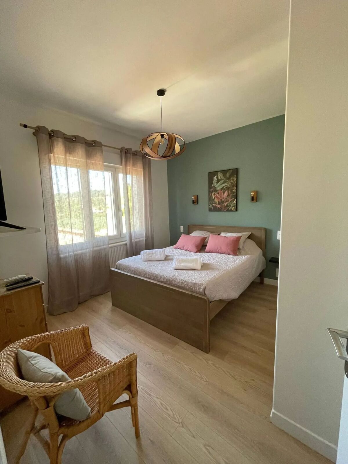 Villa avec piscine privée et jardin clos à Orange - Photo 5