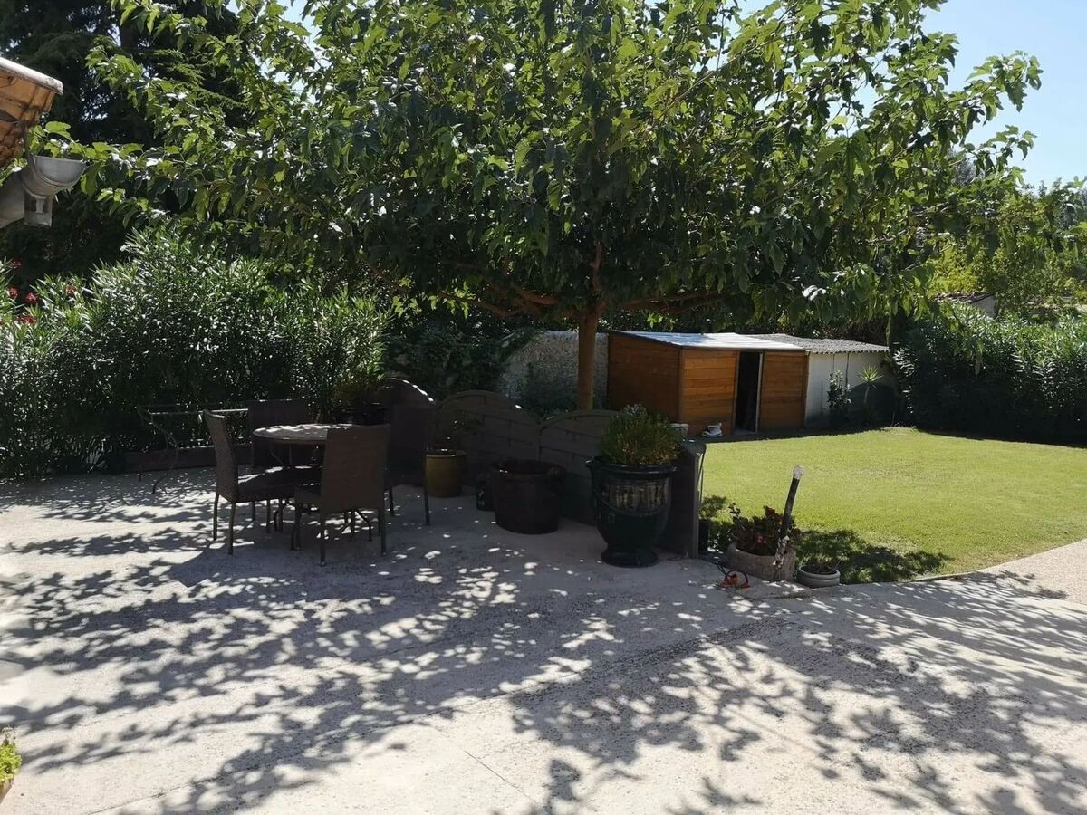 Villa avec piscine privée et jardin clos à Orange - Photo 41