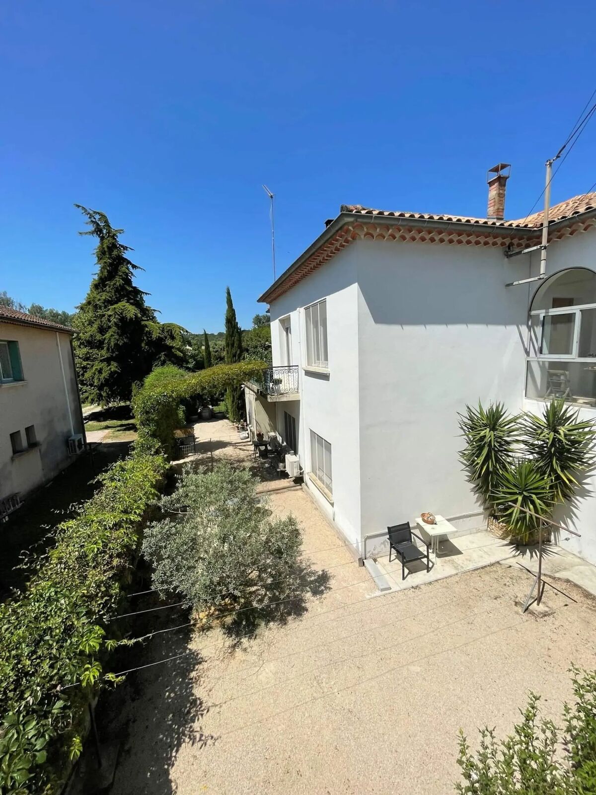 Villa avec piscine privée et jardin clos à Orange - Photo 46