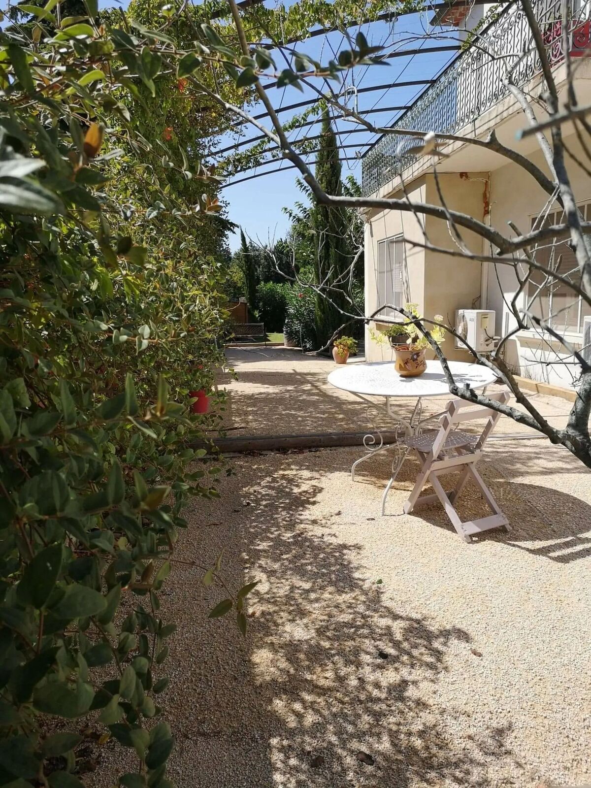 Villa avec piscine privée et jardin clos à Orange - Photo 53