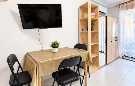 Appartement rénové avec terrasse couverte à Torrevieja : photo 13