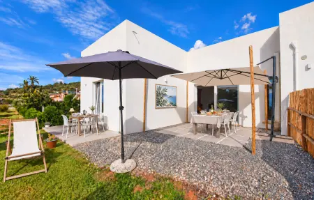 Maison contemporaine avec vue mer à Diamante, 6 pers.