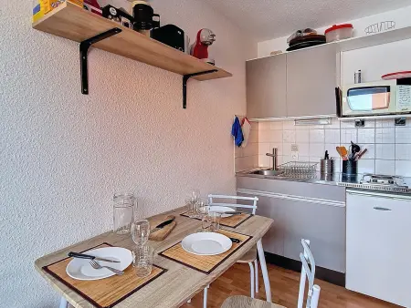 Studio au pied des pistes aux Menuires, 3 personnes : photo 5