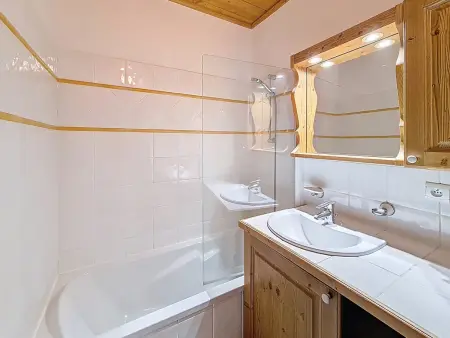 Appartement 3 pièces avec balcon sud-ouest, Les Menuires : photo 12