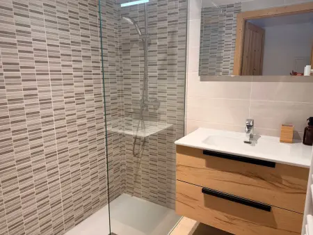 Bel appartement proche des pistes - 5 pers., Appartement 6 personnes à Pralognan la Vanoise : photo 6