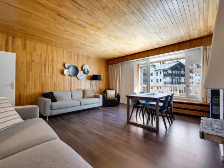 Appartement lumineux au centre - 4 pers., Appartement 4 personnes à Val d'Isère : photo 1