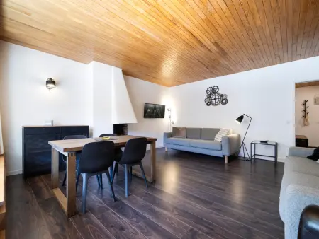 Appartement lumineux au centre - 4 pers., Appartement 4 personnes à Val d'Isère : photo 2