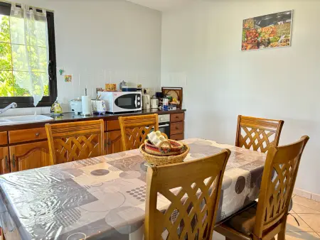 Appartement 3 Chambres Climatisées près de la Plage : photo 10