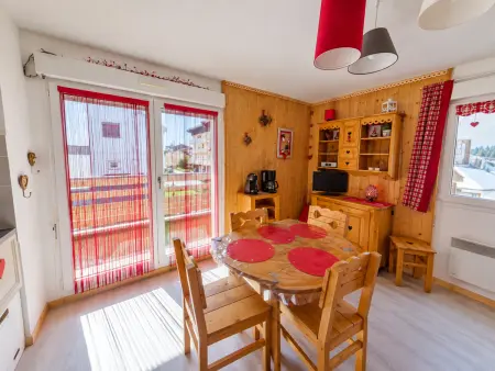 Studio central avec balcon - 3 pers., Appartement 3 personnes à Les Rousses : photo 4