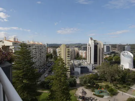 Appartement moderne 3 chambres à Oeiras, balcon et garage : photo 26