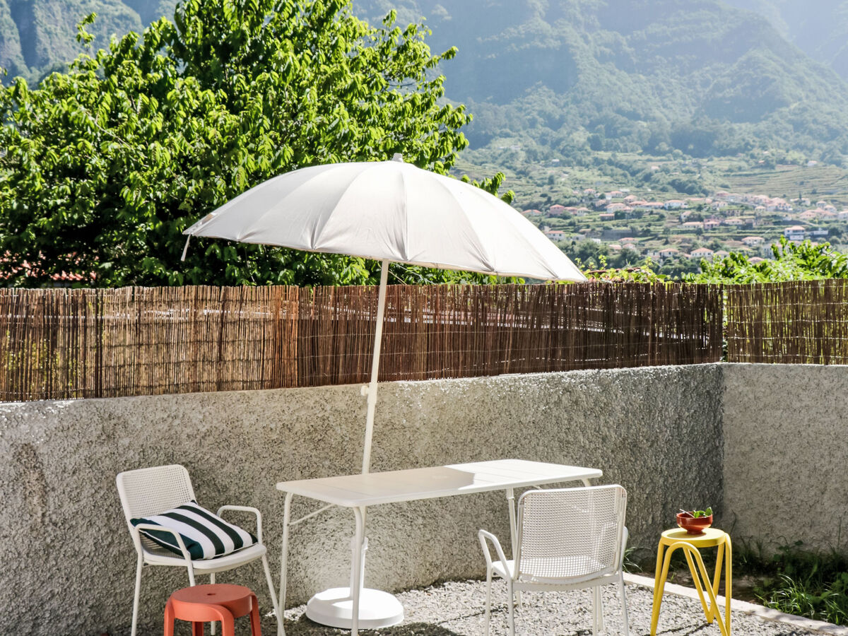 Araça Studio – Maison avec terrasse et jardin à Ponta Delgada - Photo 18