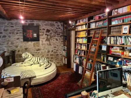 Maison Montpeyroux au calme avec jardin clos et cheminée : photo 10