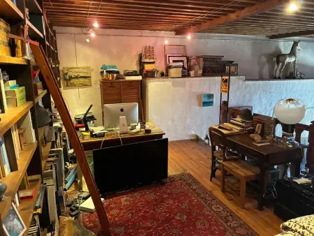 Maison Montpeyroux au calme avec jardin clos et cheminée : photo 15