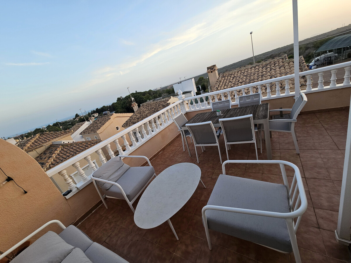 Maison 3 chambres avec piscine à Dehesa de Campoamor - Photo 4
