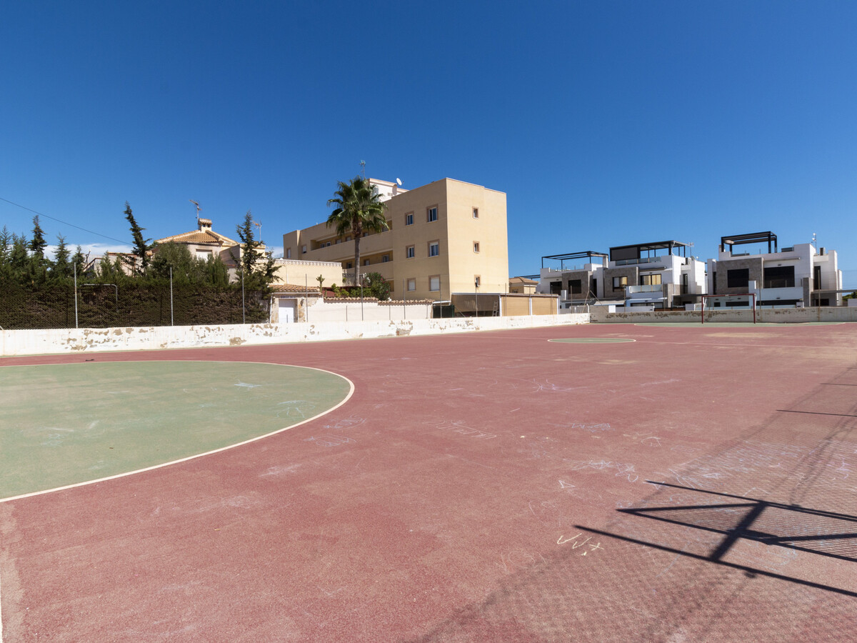 Maison 3 chambres avec piscine à Dehesa de Campoamor - Photo 17
