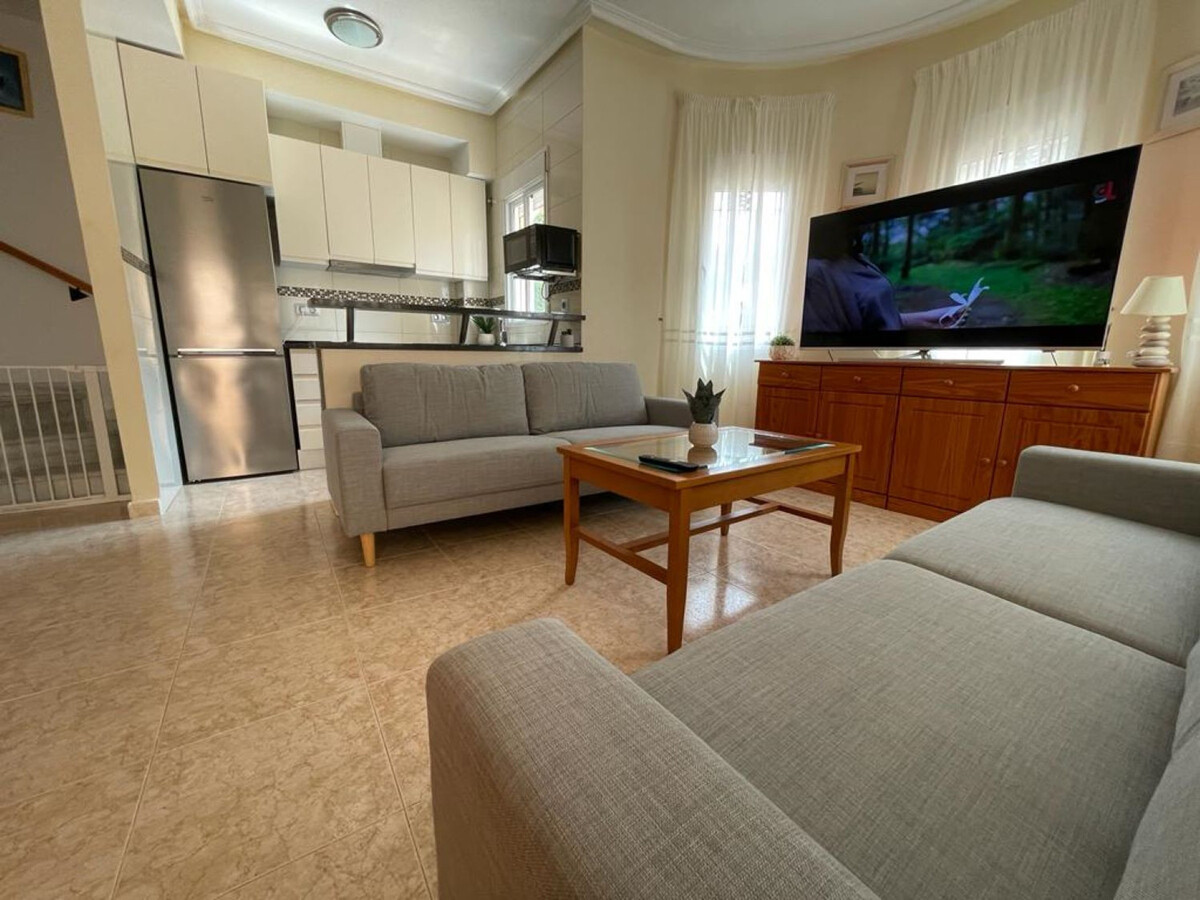 Maison 3 chambres avec piscine à Dehesa de Campoamor - Photo 24