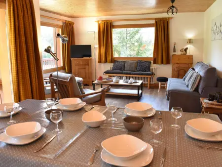 Appartement lumineux à Méribel, pied des pistes et vue montagne : photo 1