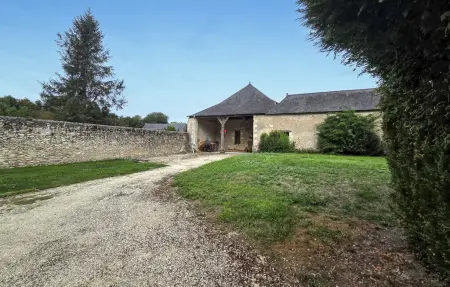 Gîte de la Bergerie au château de Lathan, 10 personnes : photo 8