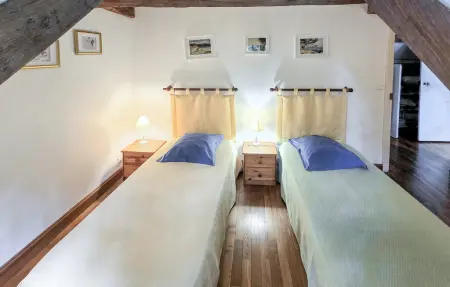 Gîte de la Bergerie au château de Lathan, 10 personnes : photo 16