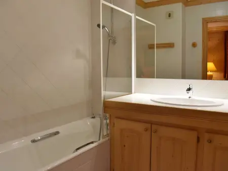 Appartement skis aux pieds, vue vallée - 4 pers. : photo 31