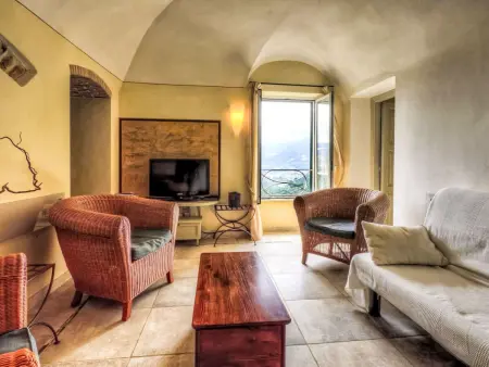 Faudo, appartement 4 pièces avec terrasse à Civezza, vue montagnes : photo 12