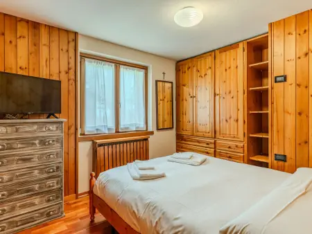 Calvet 6 : appartement 3 pièces avec vue montagnes à Pinzolo : photo 2