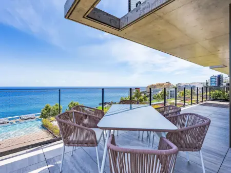 Appartement 3 pièces vue mer à Funchal, 4 personnes : photo 1