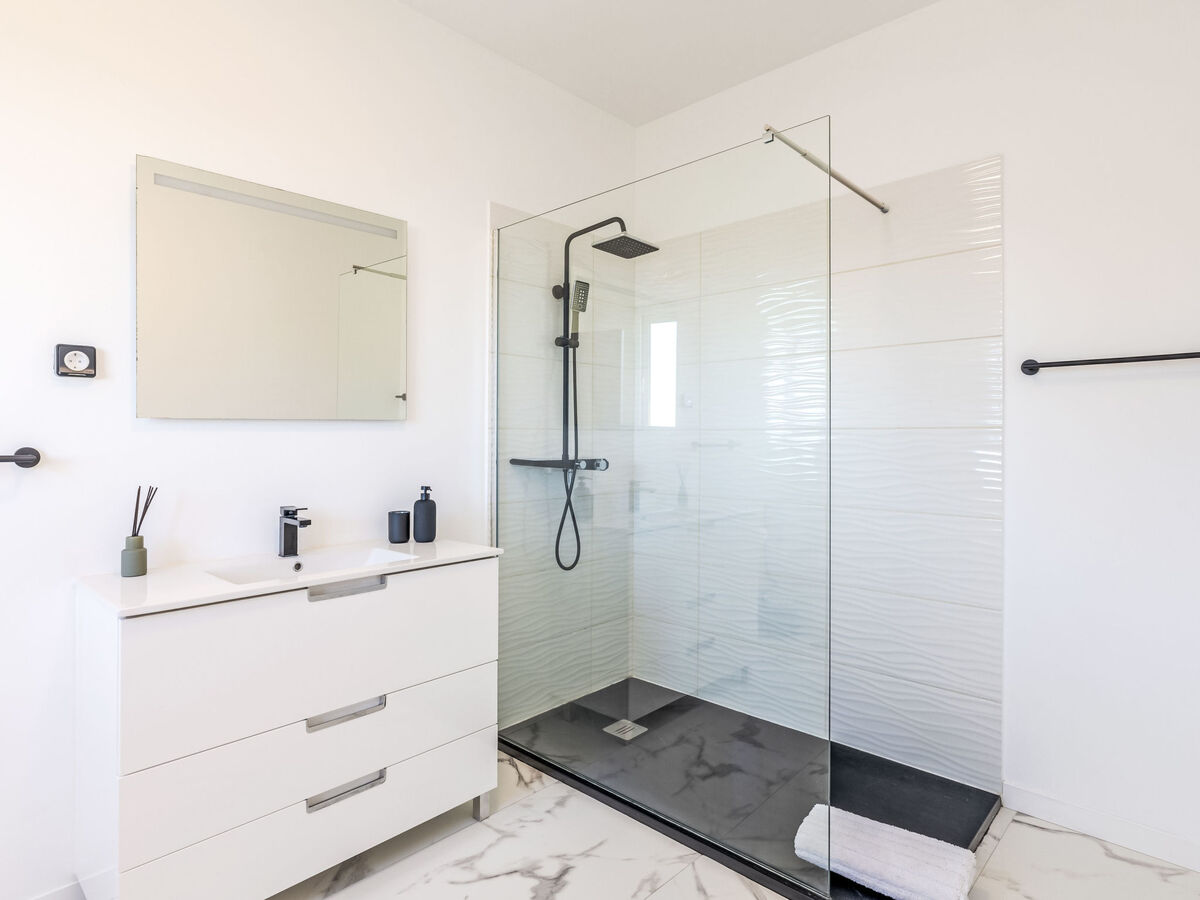 Skyline Villa - Maison avec piscine privée à Gaula - Photo 11