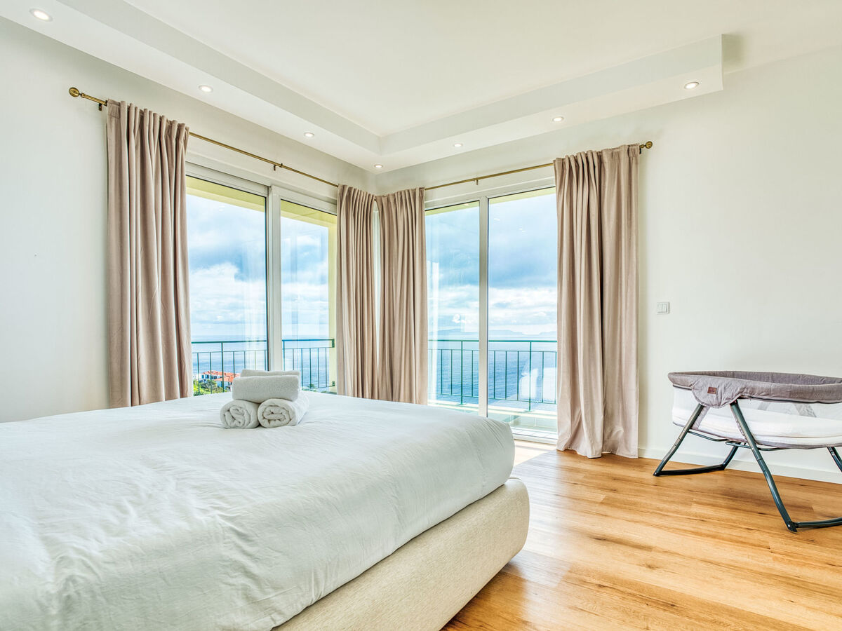 Skyline Villa - Maison avec piscine privée à Gaula - Photo 18