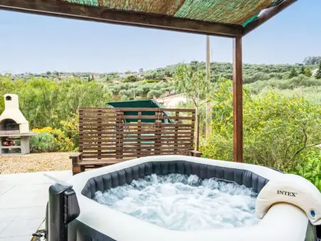 Casa Rosa : maison 35 m² avec piscine privée à Civezza