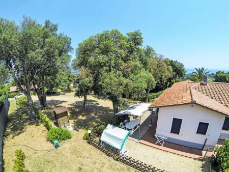 Appartement Le Querce à Capoliveri, vue mer et terrasse couverte : photo 2