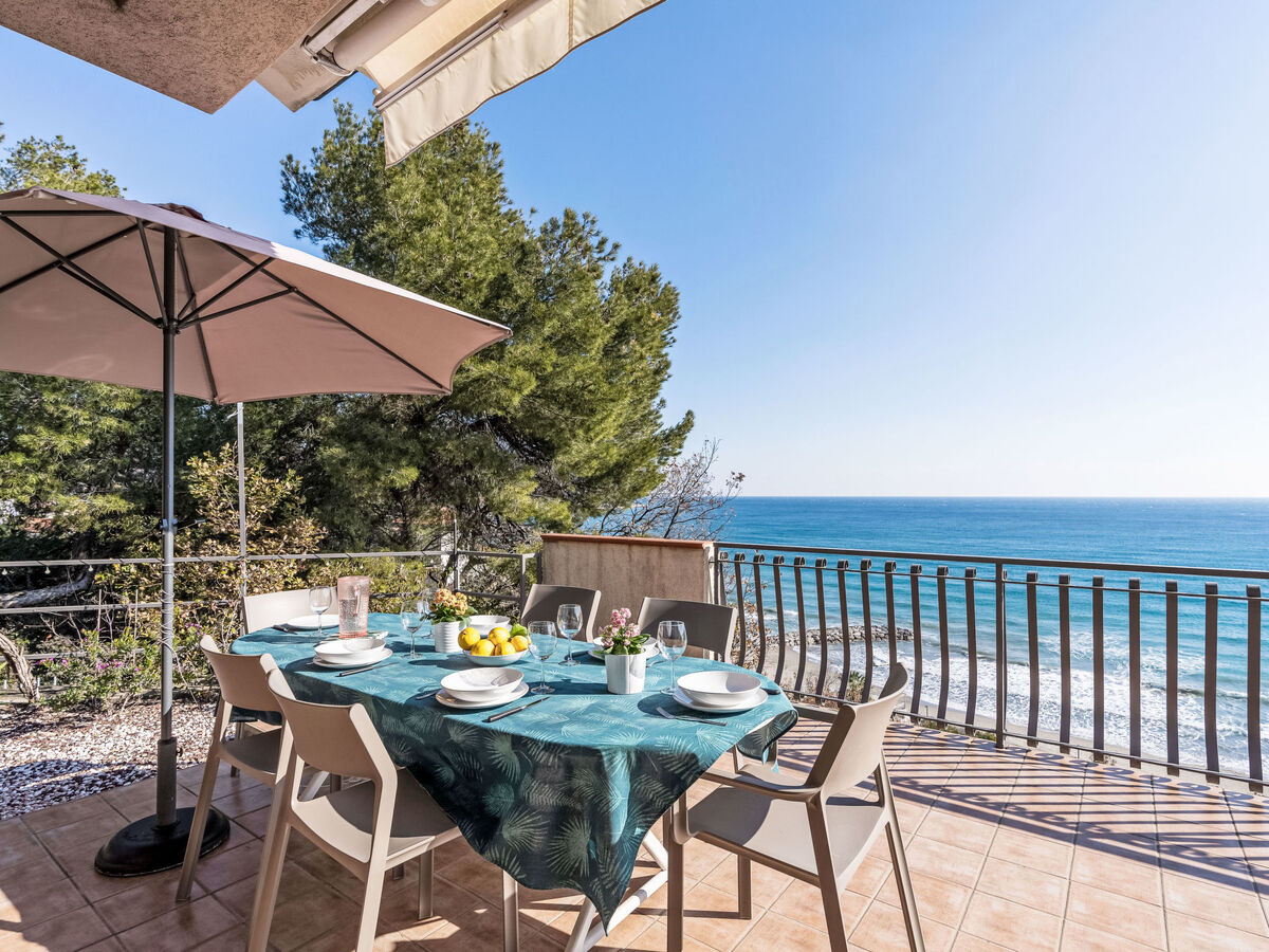 Maison Caterina à Marina di Andora, vue mer et terrasse - Photo 1