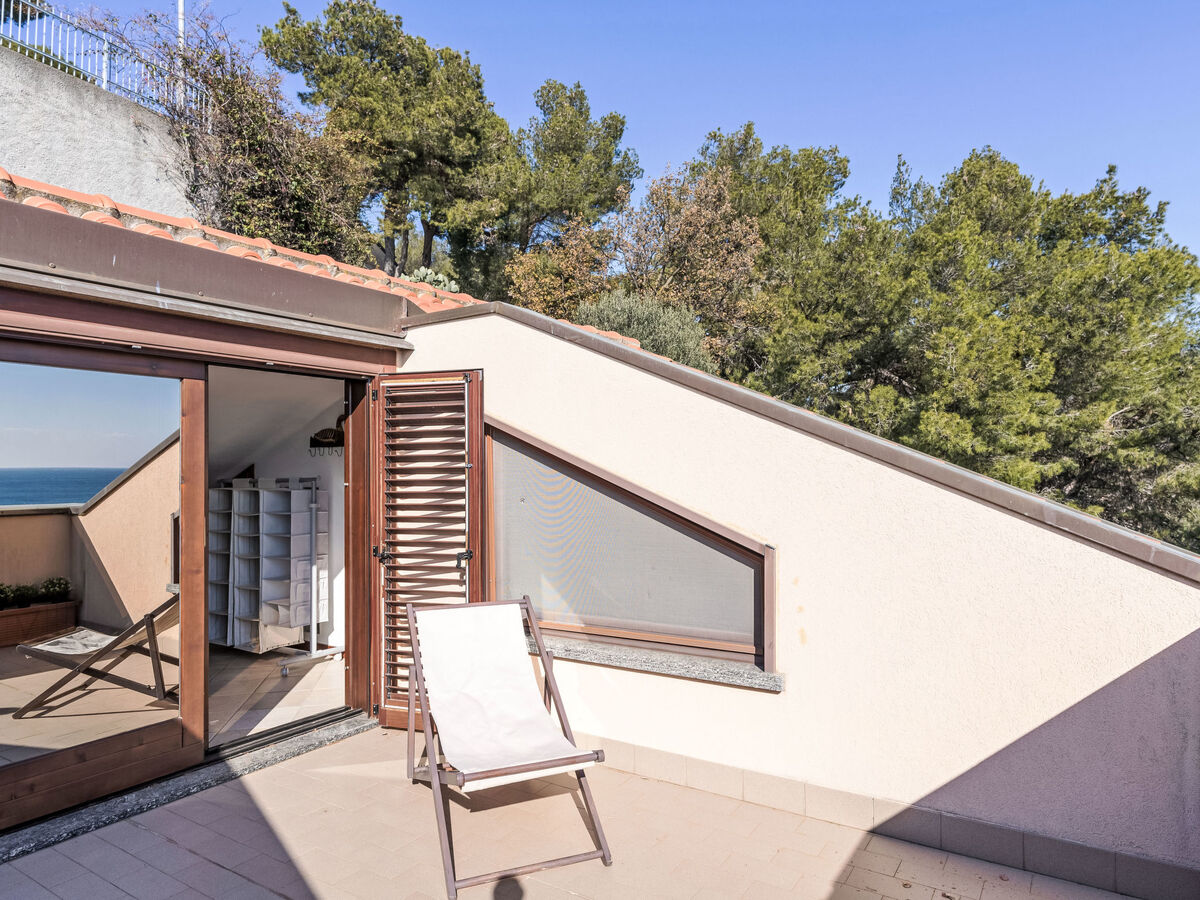 Maison Caterina à Marina di Andora, vue mer et terrasse - Photo 13