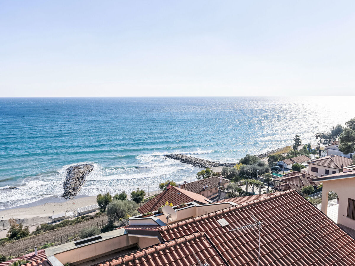 Maison Caterina à Marina di Andora, vue mer et terrasse - Photo 19